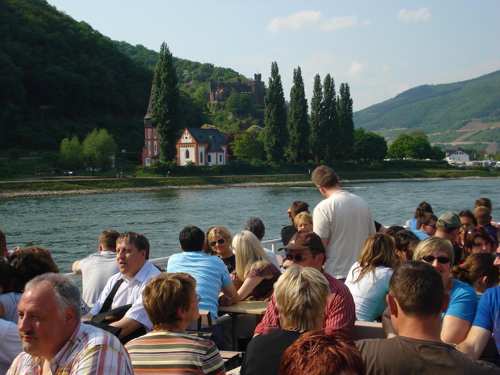 Hotel Gasthof Schuster Und Gaestehaus Rüdesheim am Rhein Exterior foto